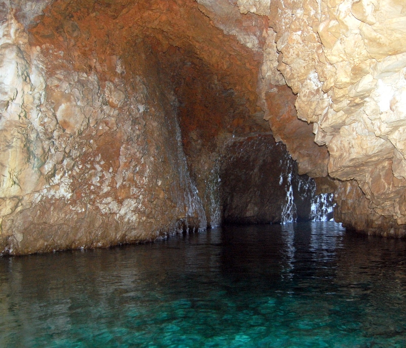 excursió cultural a roca foradada - illes medes