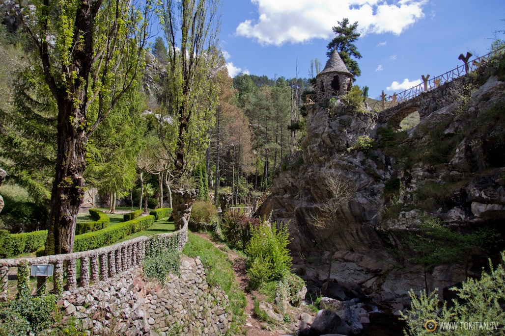 Els Jardins Artigas i Castellar de N'Hug