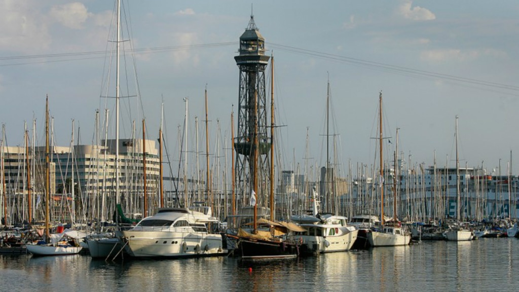 Barcos al Port Vell de Barcelona