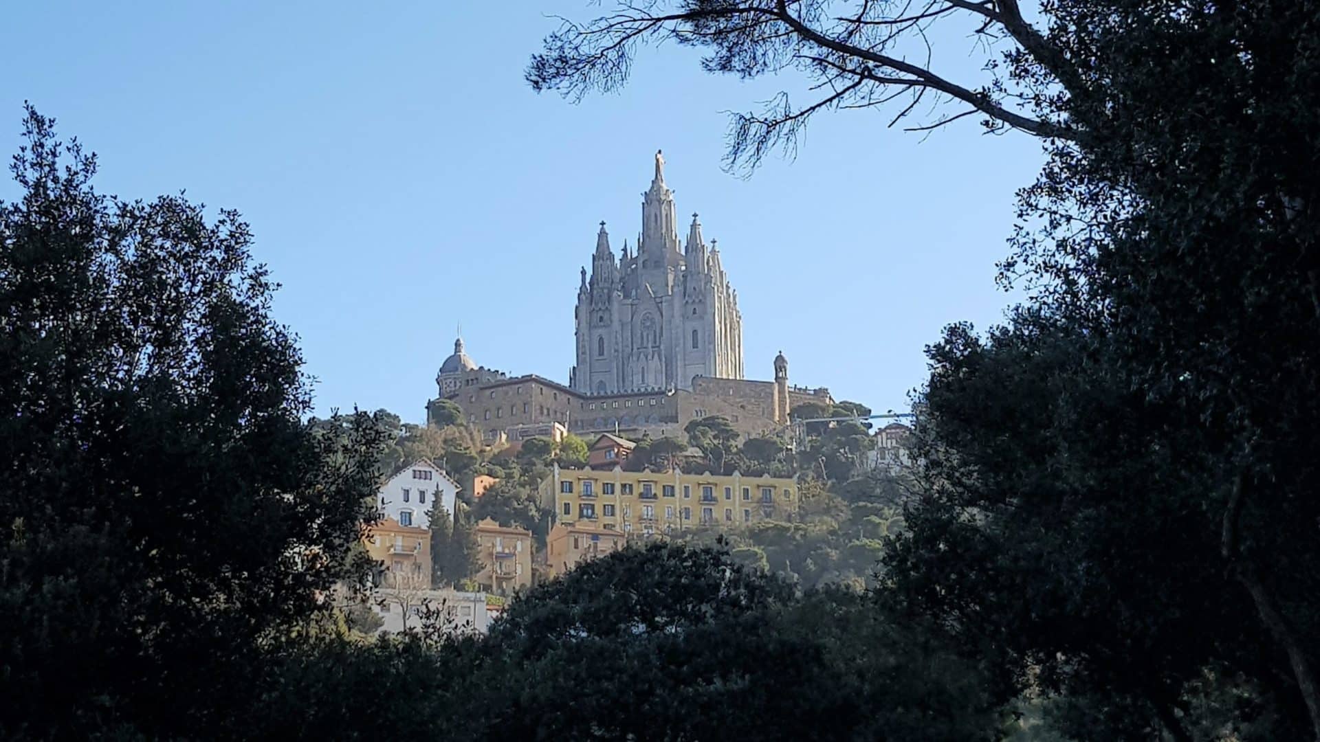 El Tibidabo i la Font de la Budellera (17/06 - 17:00)